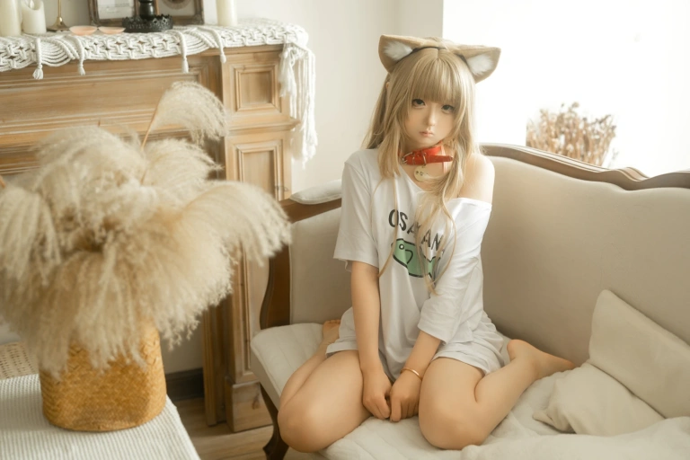 幼水铃衣《黄豆粉》主题写真：90张全套美图