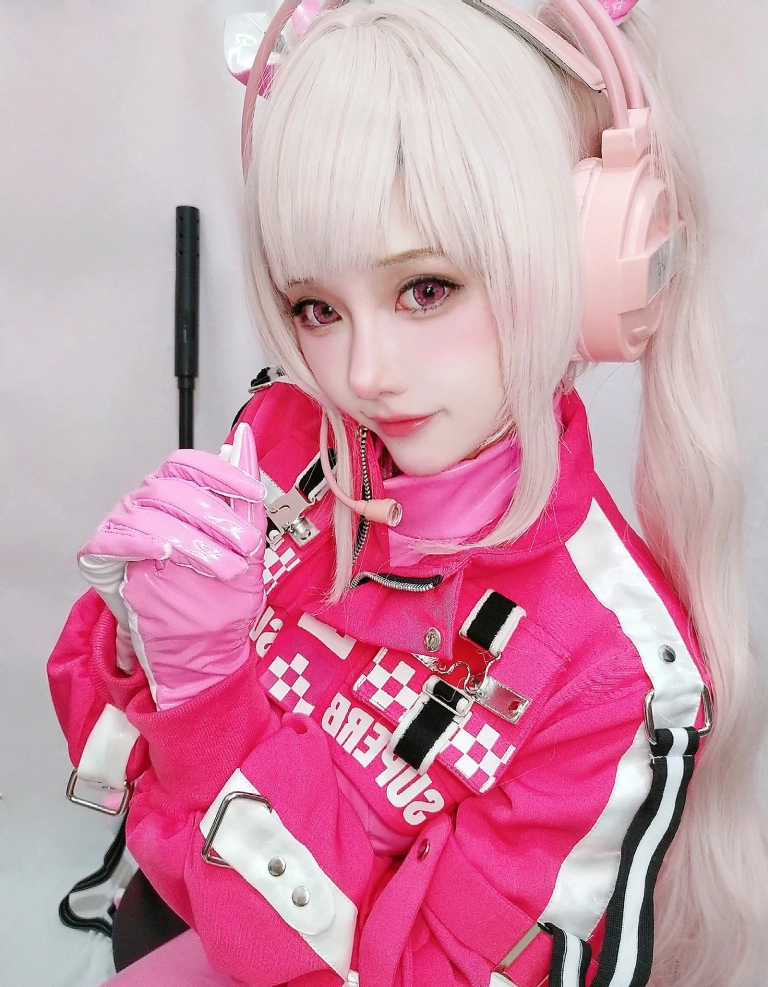 凛子酱《NIKKE 胜利女神 爱丽丝》主题写真：12张全套美图