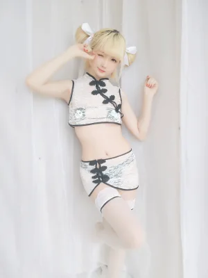 星之迟迟《VOL.16 熊猫旗袍》主题写真：61张全套美图
