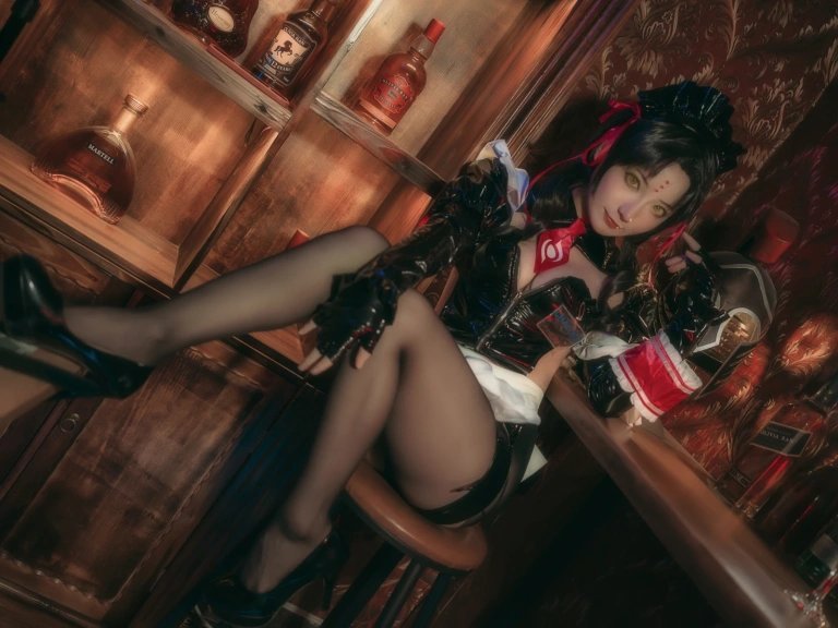 是三不是世《杀生院女仆》主题写真：18张全套美图