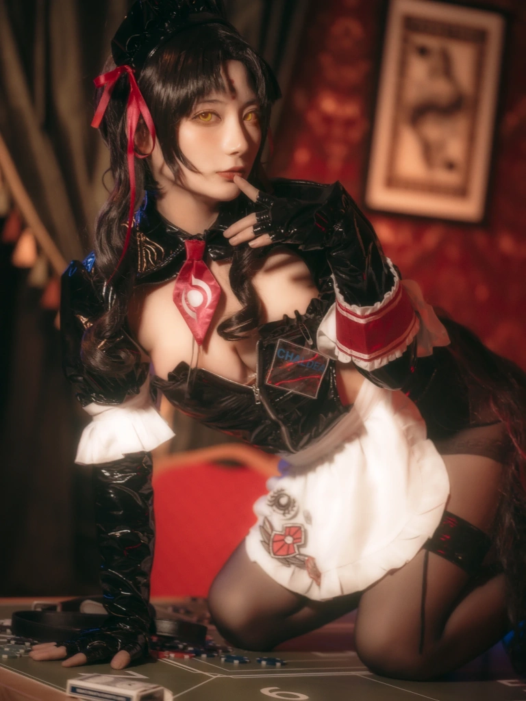 是三不是世《杀生院女仆》主题写真：18张全套美图
