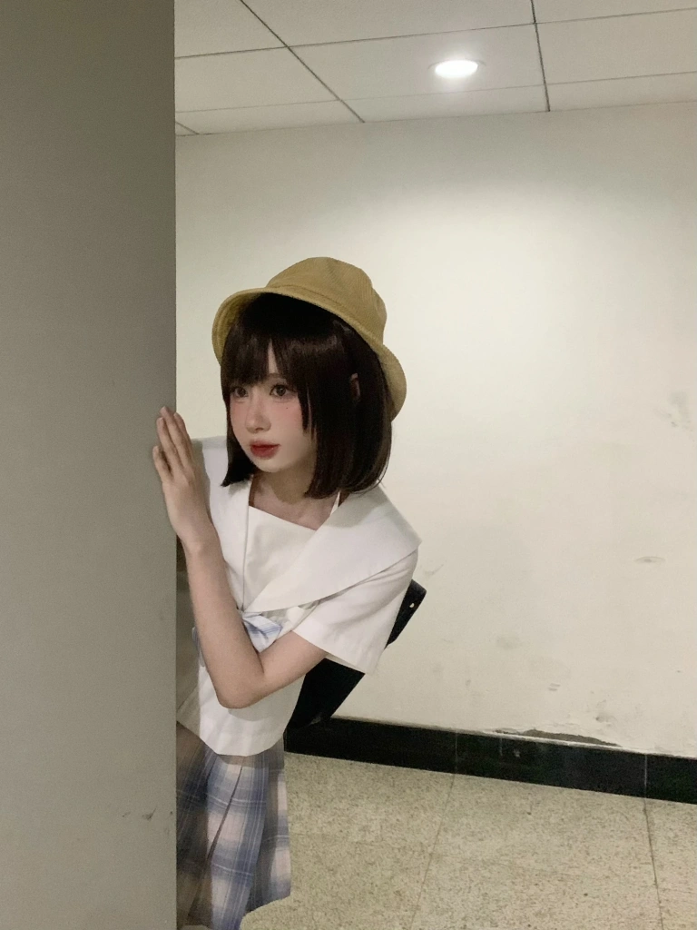 西园寺南歌《主人的任务1.0》主题写真：40张全套美图，含7个视频
