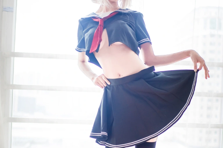 木棉棉《贞德（黑）》主题写真：23张全套美图