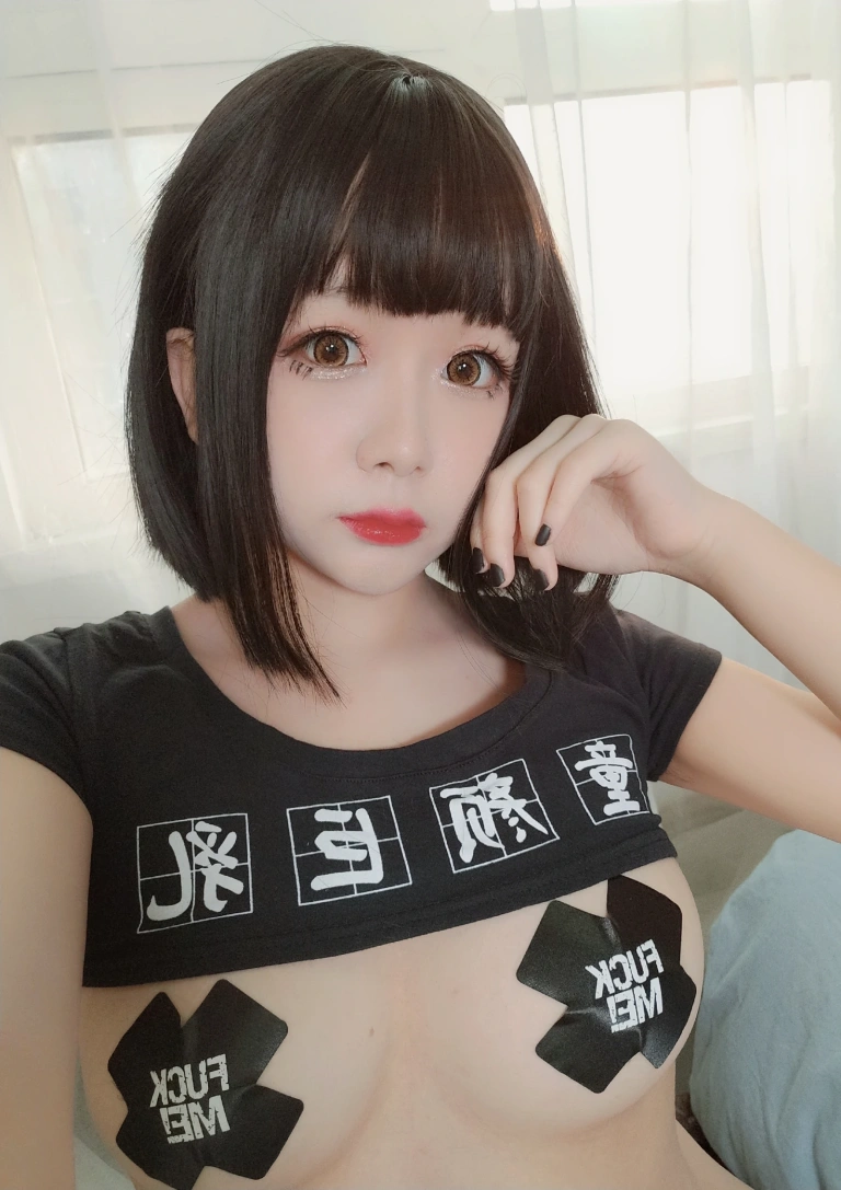 日奈娇(椎名莜)《私服》主题写真：28张全套美图