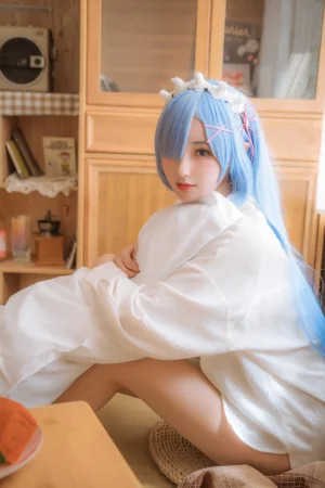 羽生三未《蕾姆》主题写真：32张全套美图