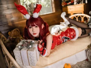 仙女月《红色圣诞兔》主题写真：32张全套美图