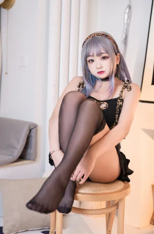 恩田直幸《连体小豹纹》主题写真：40张全套美图