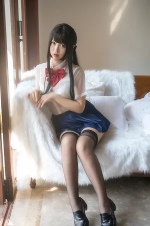 白烨《情人节特辑》主题写真：52张全套美图