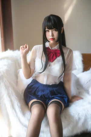 白烨《情人节特辑》主题写真：52张全套美图