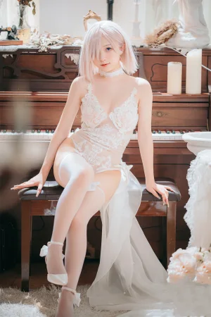 花铃《玛修婚纱》主题写真：63张全套美图