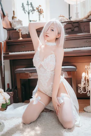 花铃《玛修婚纱》主题写真：63张全套美图
