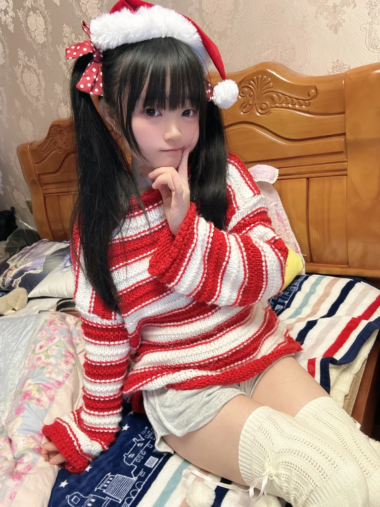 神沢永莉《开年好运》主题写真：74张全套美图，含10个视频