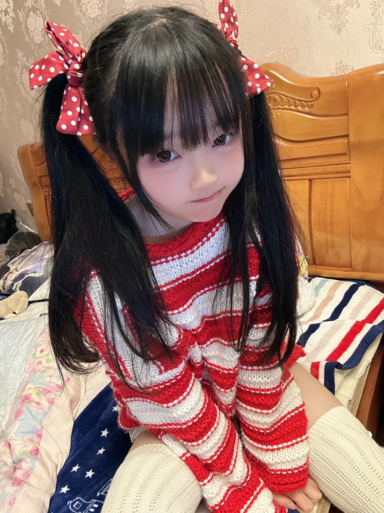 神沢永莉《开年好运》主题写真：74张全套美图，含10个视频