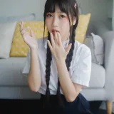 不呆猫《奶油少女》主题写真：80张全套美图，含4个视频
