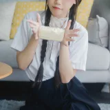 不呆猫《奶油少女》主题写真：80张全套美图，含4个视频
