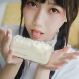 不呆猫《奶油少女》主题写真：80张全套美图，含4个视频