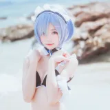 桜桃喵《蕾姆COS》主题写真：48张全套美图