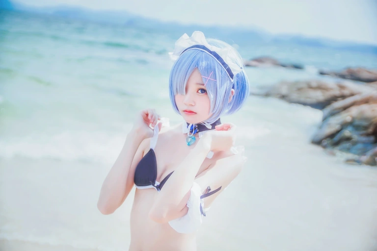 桜桃喵《蕾姆COS》主题写真：48张全套美图