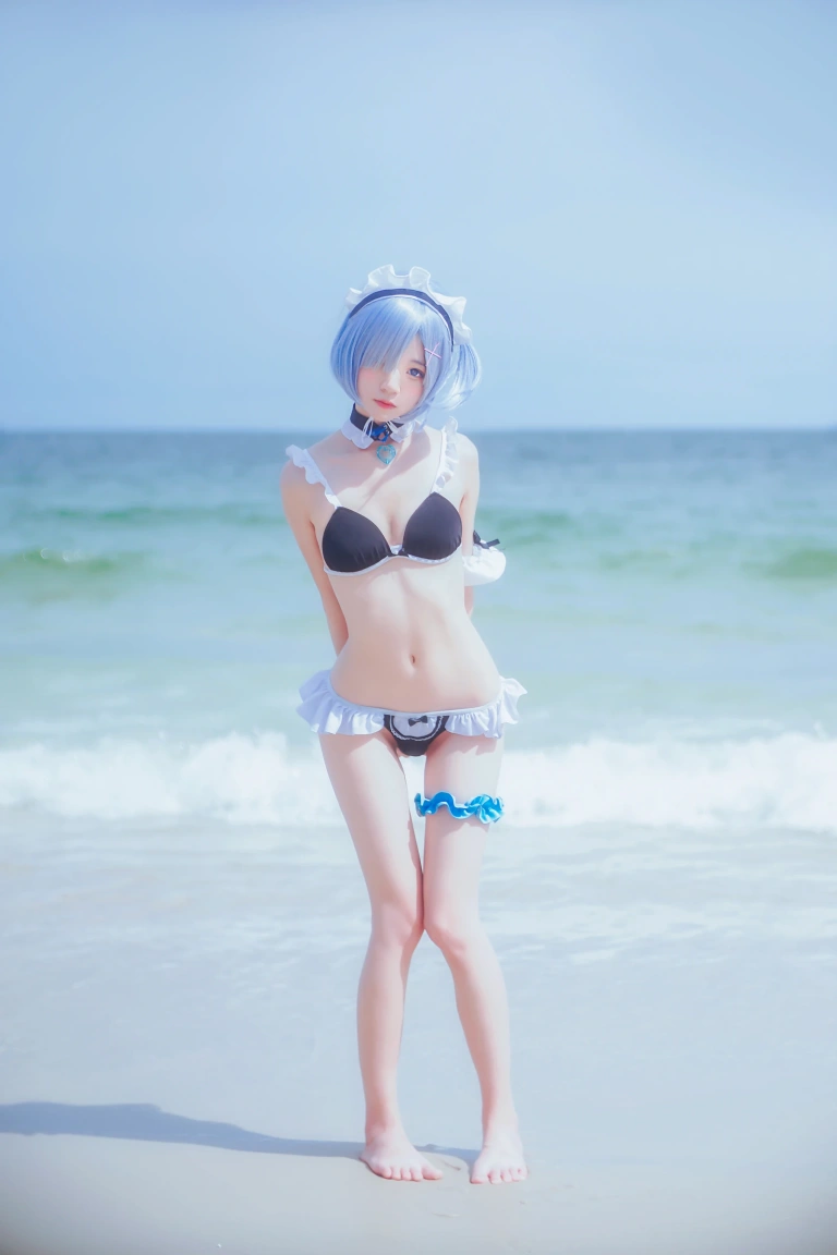 桜桃喵《蕾姆COS》主题写真：48张全套美图