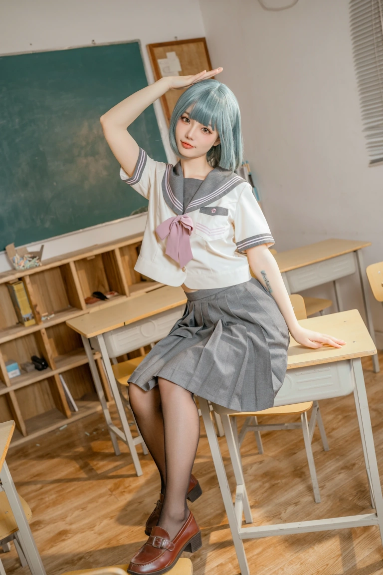 桃良阿宅《不良JK》主题写真：106张全套美图