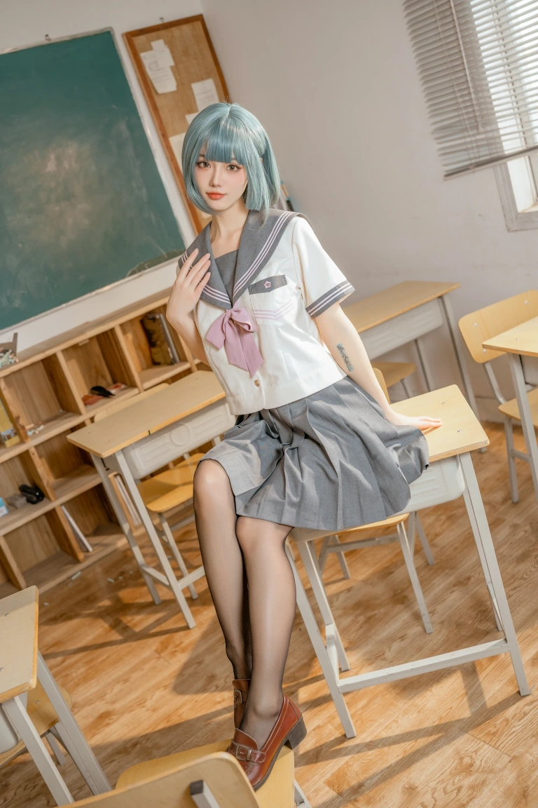 桃良阿宅《不良JK》主题写真：106张全套美图