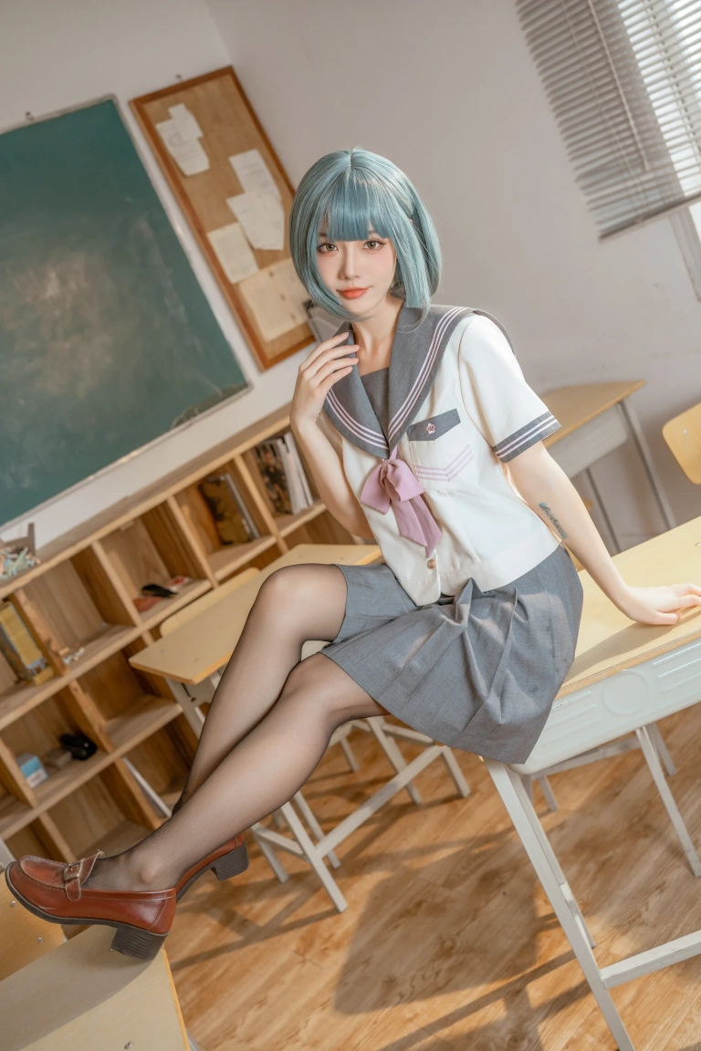 桃良阿宅《不良JK》主题写真：106张全套美图