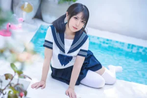 虎森森《JK死库水》主题写真：35张全套美图