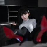 矢量鱼《蔚蓝档案 调月莉音OL》主题写真：36张全套美图