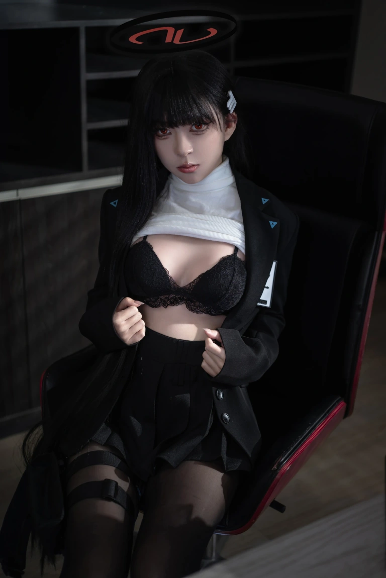矢量鱼《蔚蓝档案 调月莉音OL》主题写真：36张全套美图