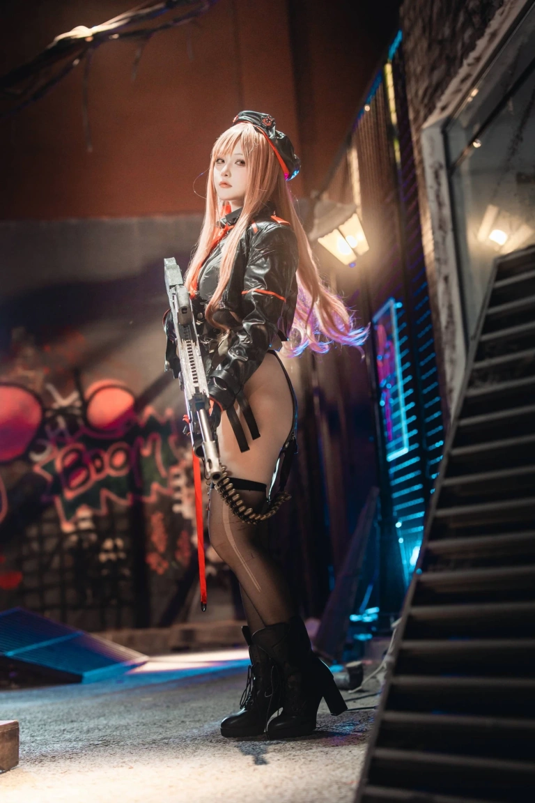屿鱼《[Patreon] 2024年03月套图会员合集》主题写真：13张全套美图