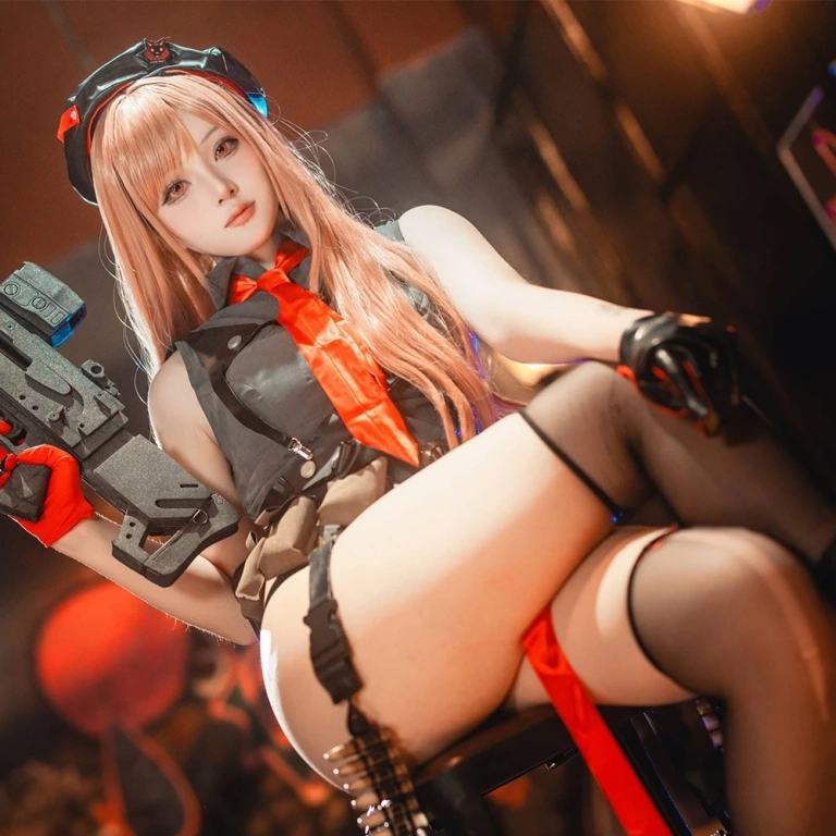 屿鱼《[Patreon] 2024年03月套图会员合集》主题写真：13张全套美图