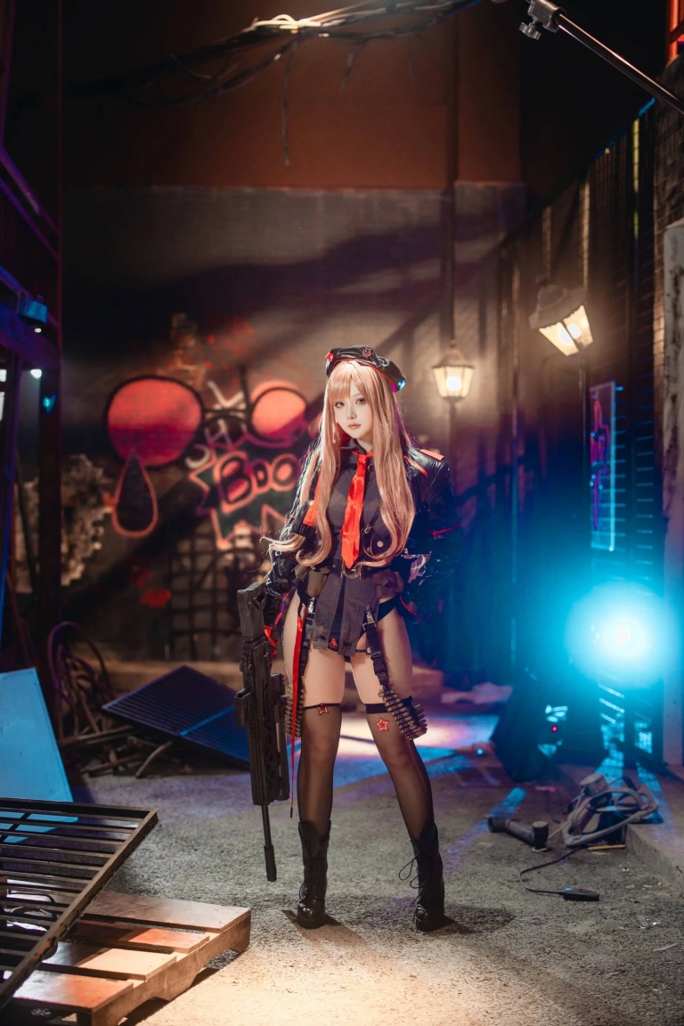 屿鱼《[Patreon] 2024年03月套图会员合集》主题写真：13张全套美图