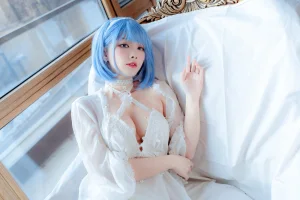 宮本桜《碧蓝航线 恰巴耶夫》主题写真：20张全套美图