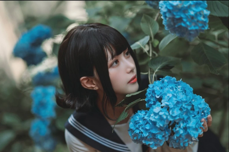 凛子酱《紫阳花》主题写真：27张全套美图