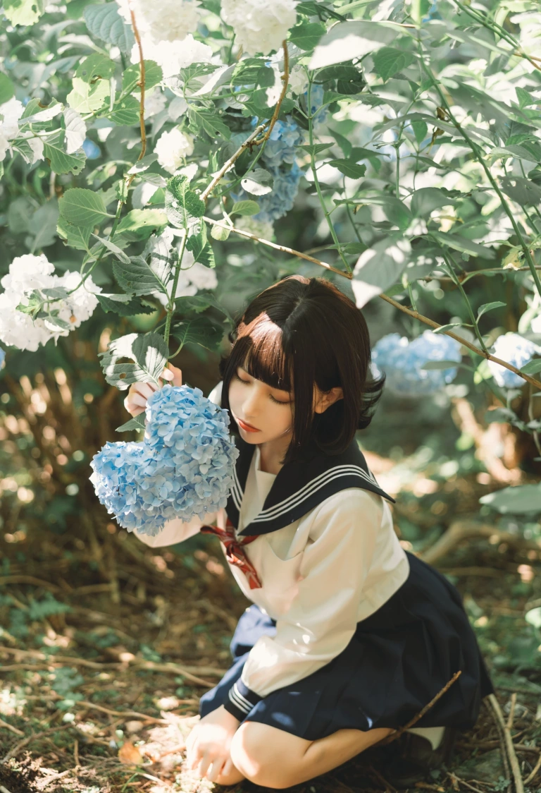 凛子酱《紫阳花》主题写真：27张全套美图