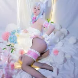 前羽《奇尔沙治 兔女郎》主题写真：30张全套美图
