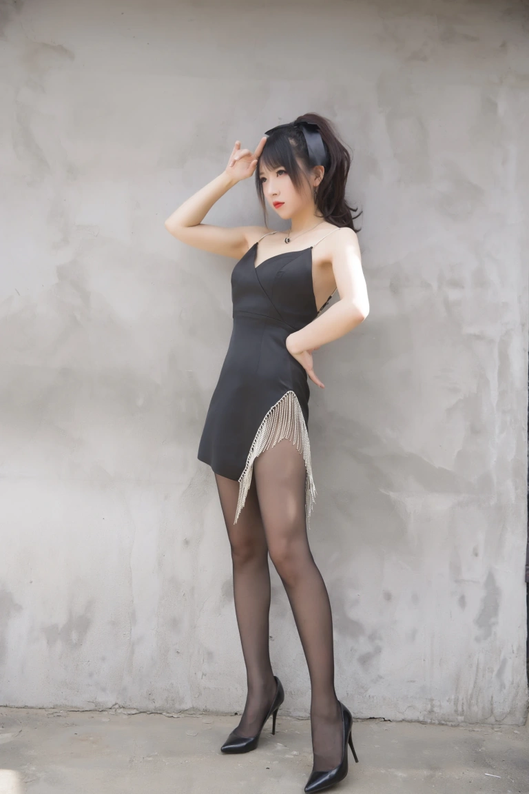 小女巫露娜《黑色流苏》主题写真：32张全套美图