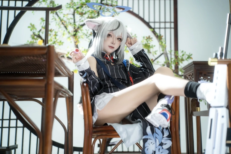 矢量鱼《ブルーアーカイブ 春原ココナ》主题写真：33张全套美图