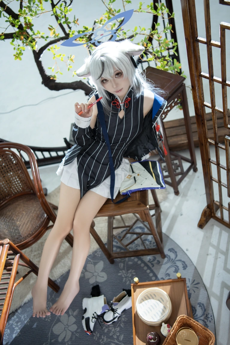矢量鱼《ブルーアーカイブ 春原ココナ》主题写真：33张全套美图