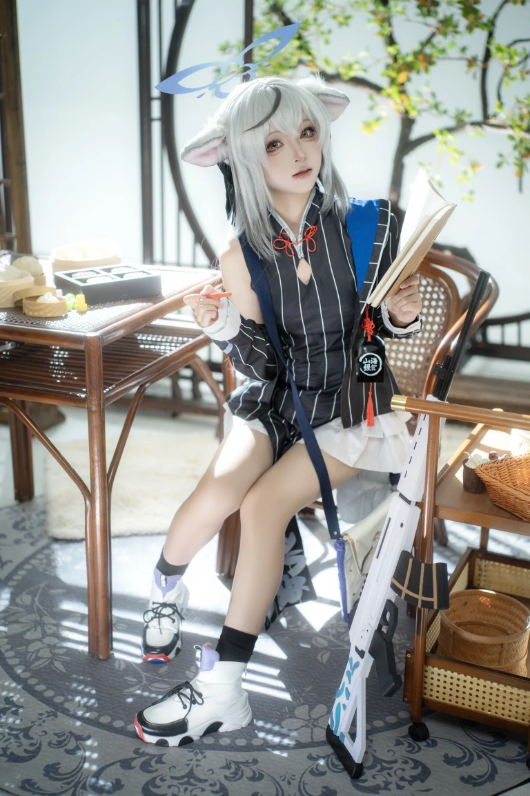 矢量鱼《ブルーアーカイブ 春原ココナ》主题写真：33张全套美图