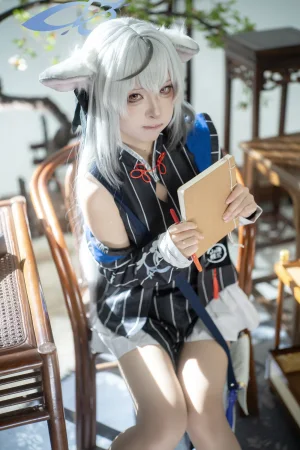 矢量鱼《ブルーアーカイブ 春原ココナ》主题写真：33张全套美图