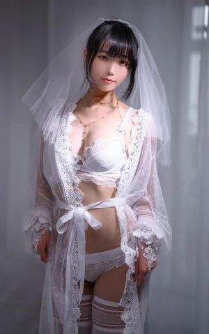汪知子《婚纱》主题写真：35张全套美图