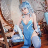虎森森《少女前线 翠雀媚》主题写真：40张全套美图