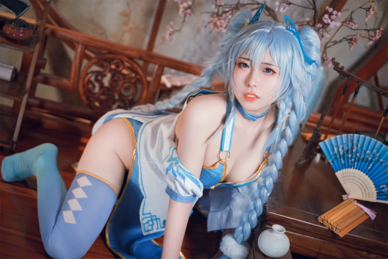 虎森森《少女前线 翠雀媚》主题写真：40张全套美图