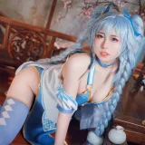虎森森《少女前线 翠雀媚》主题写真：40张全套美图