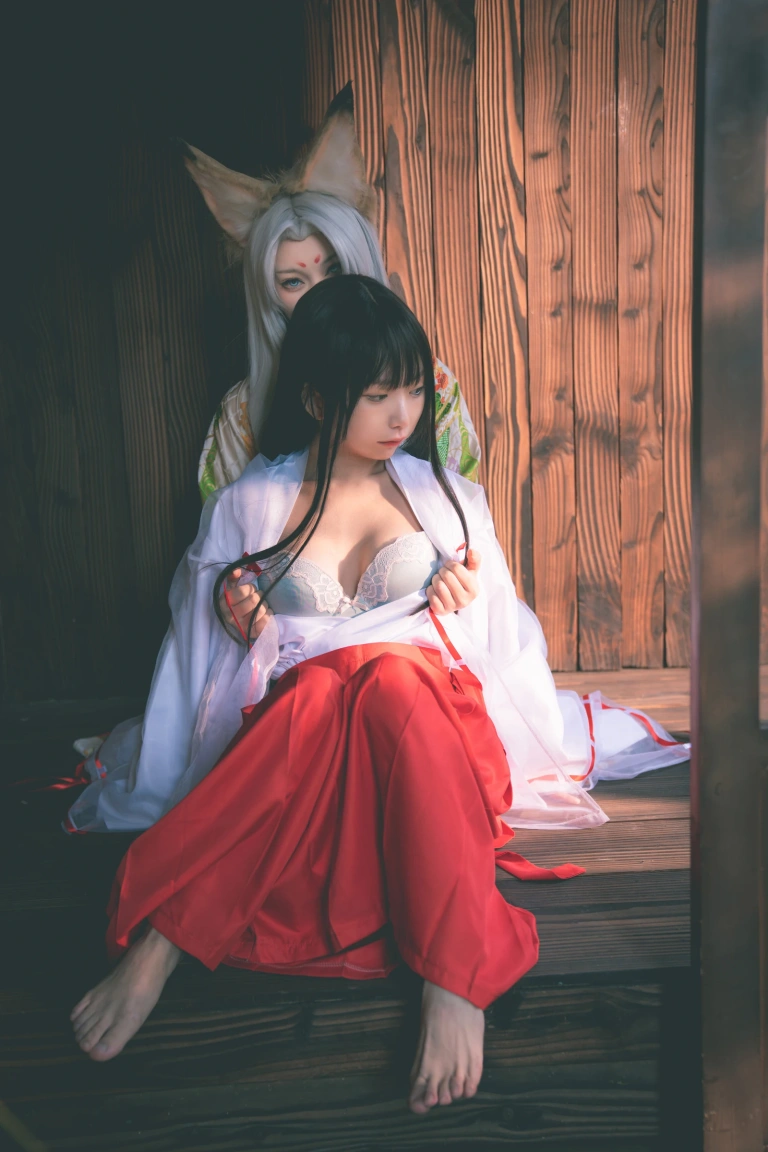 一北亦北&寒烟烟烟《侍神令》主题写真：47张全套美图