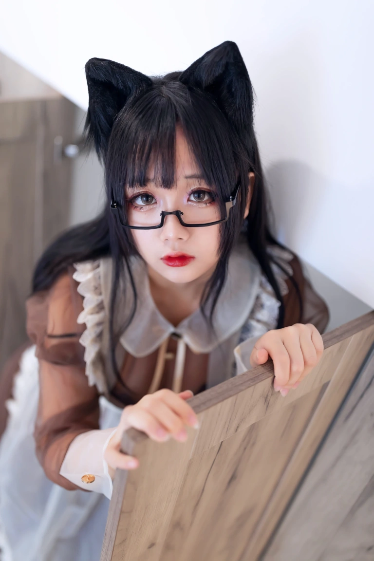 日奈娇(椎名莜)《透明女仆》主题写真：47张全套美图