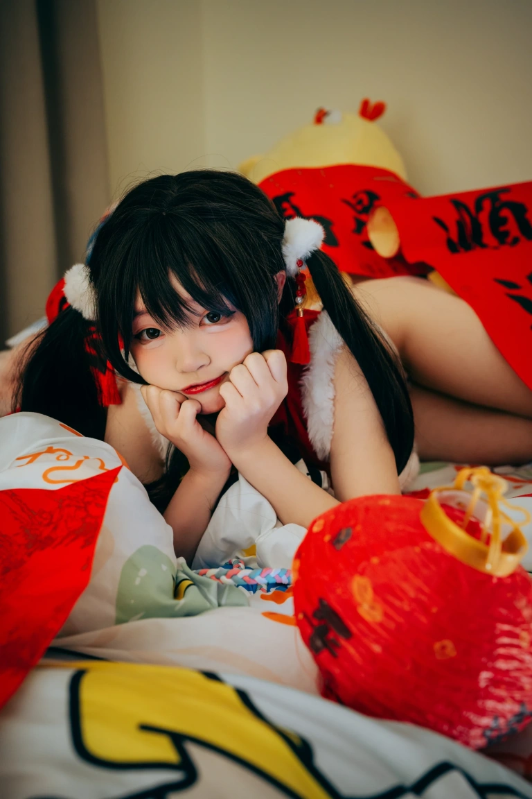 神沢永莉《新年好呀新年好呀》主题写真：56张全套美图，含1个视频