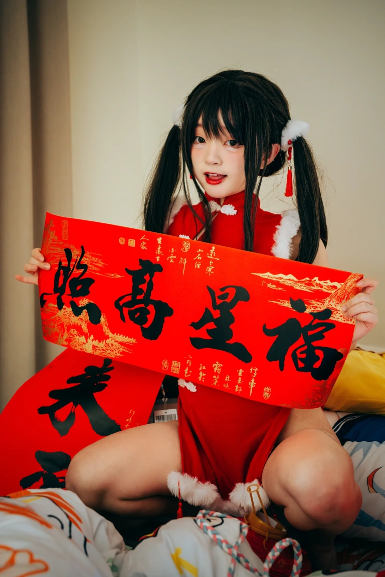 神沢永莉《新年好呀新年好呀》主题写真：56张全套美图，含1个视频