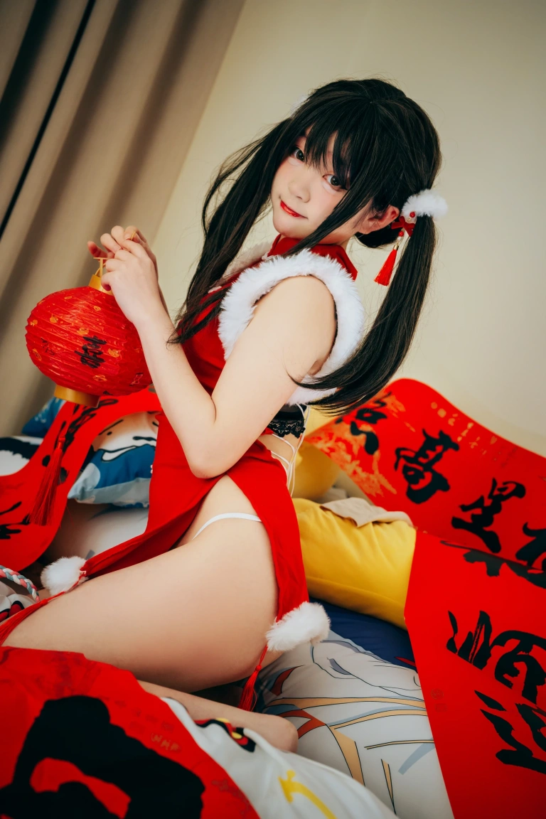 神沢永莉《新年好呀新年好呀》主题写真：56张全套美图，含1个视频